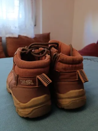 Botas de montaña para niñas