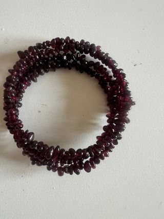 Pulsera de piedras granate