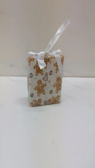 Decorazioni regalo albero oro e bianco