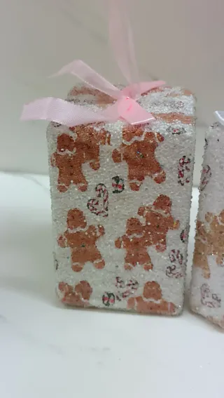 Decorazioni regalo albero oro e bianco