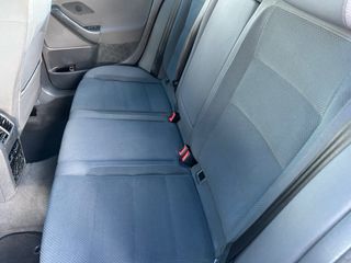 Volkswagen Golf 2005. tel 666217952