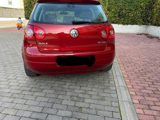 Volkswagen Golf 2005. tel 666217952