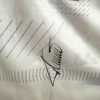 Camiseta con autógrafo de Simon Davies original