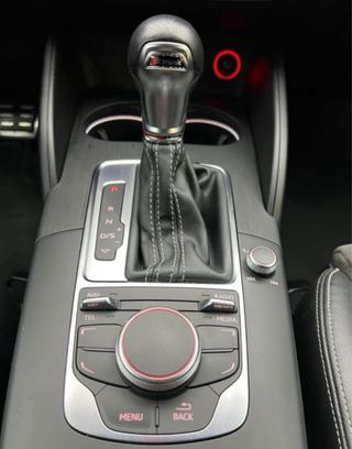 Audi S3 (frenada y escape RS3)