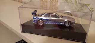 Coche a escala Nissan Skyline GT-R R34