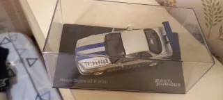 Coche a escala Nissan Skyline GT-R R34