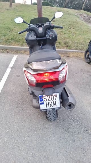 Kymco Super Dink 300cc