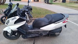 Kymco Super Dink 300cc