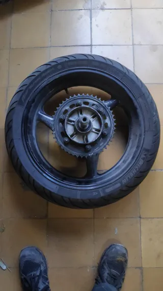 Llanta delantera y trasera Honda CBR 600 F4