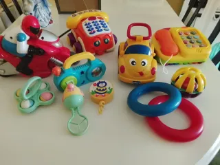 Lote Juguetes Moto, Teléfonos, Cochecito