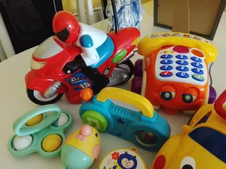 Lote Juguetes Moto, Teléfonos, Cochecito
