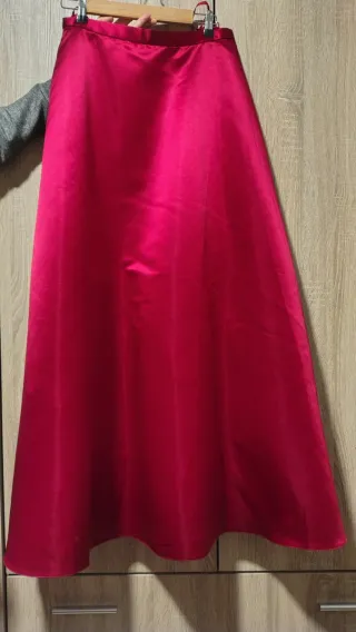 Conjunto de corpiño y falda de fiesta