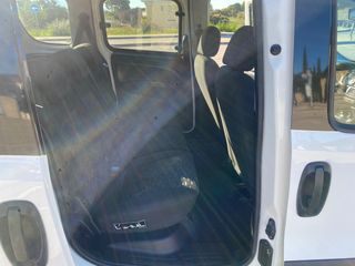 Opel Combo 2013 se vende por juvilacion