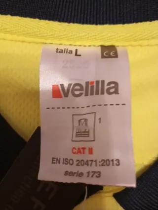 Conjunto de trabajo: pantalón y polo. Hombre