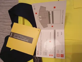 Conjunto de trabajo: pantalón y polo. Hombre