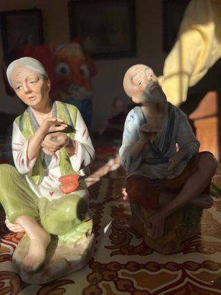 Figuras decorativas asiáticas antiguas