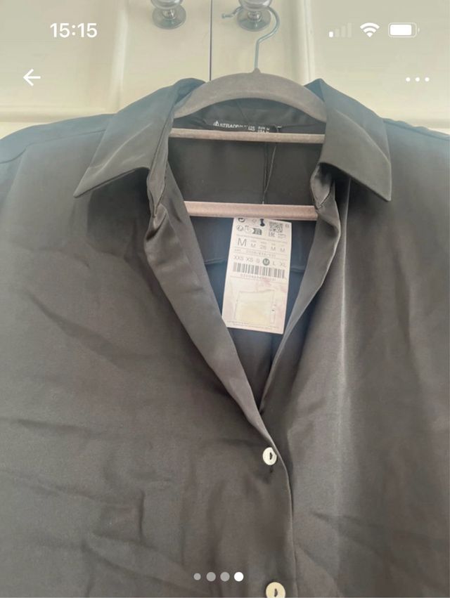 Camisa de satén negra