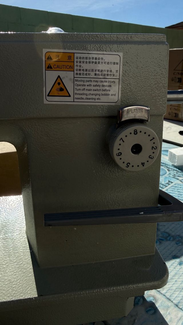 Máquina de coser industrial SM 6-9