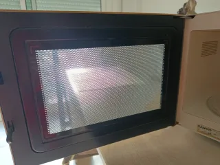 Microondas Sanyo Vintage Color Melocotón