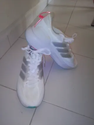Zapatillas Adidas Mujer Talla 39.5 Blancas