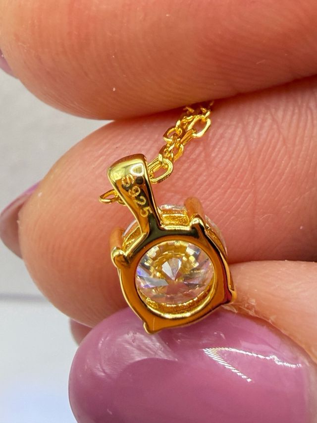 Collana Punto Luce Moissanite 1 ct Oro