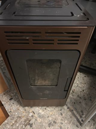 Stufa a pellet in buone condizioni