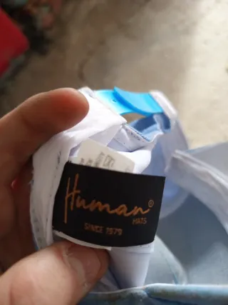 Gorra Human industry