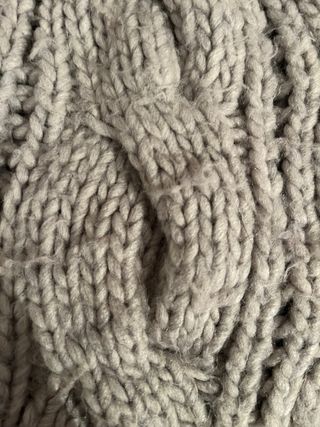 Berretto lana beige trecce