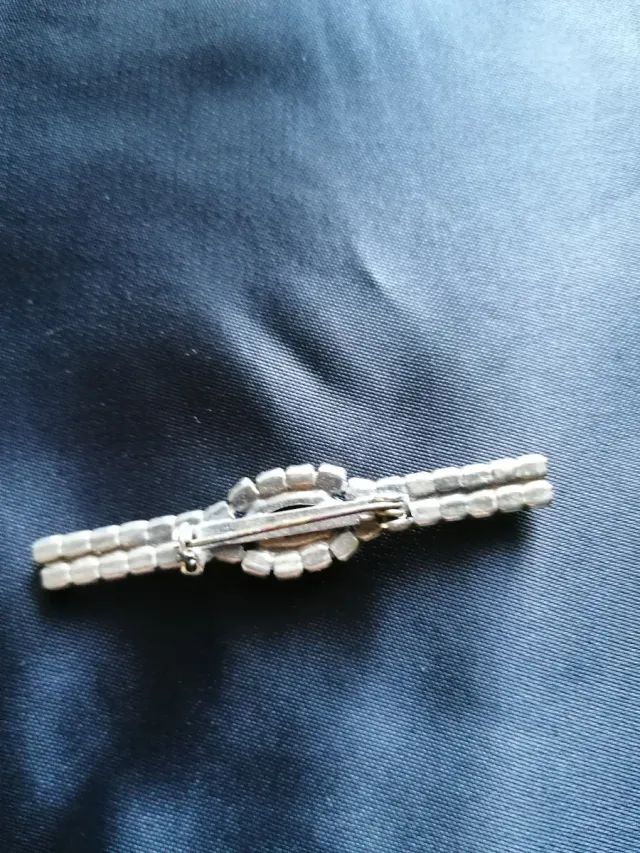 Spilla strass barretta