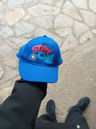 Gorra stay Chill primark