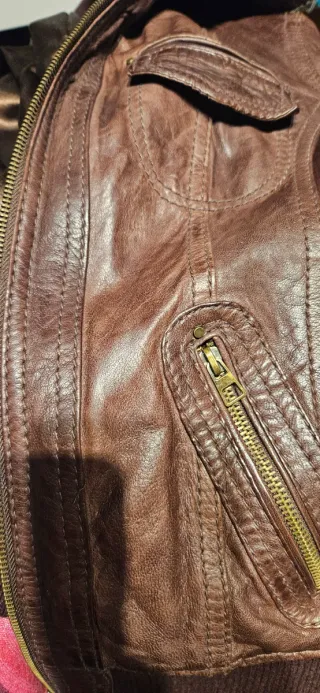 Cazadora de piel marrón chocolate