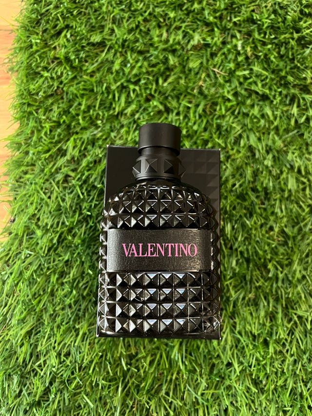 Valentino Uomo Born in Roma Colonia Negra