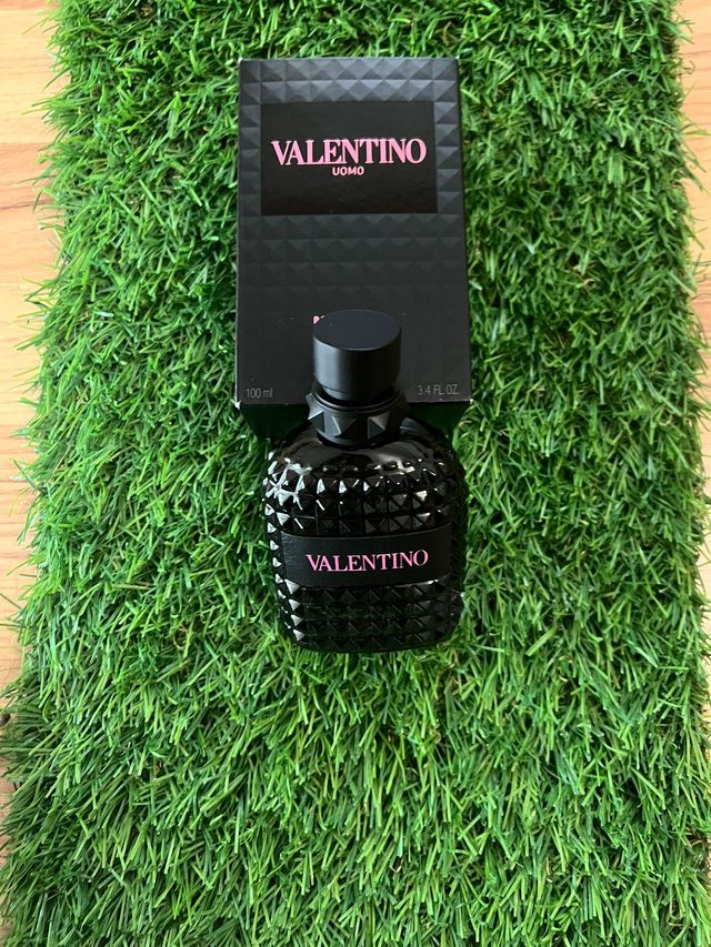 Valentino Uomo Born in Roma Colonia Negra