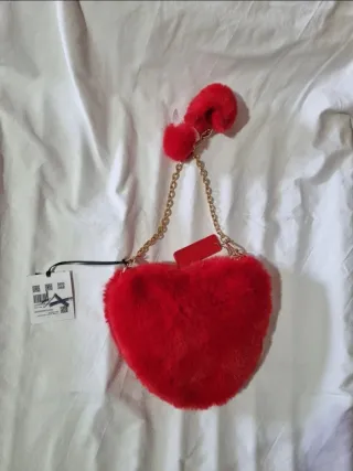 Borsa a cuore in pelo NO SECRETS rossa