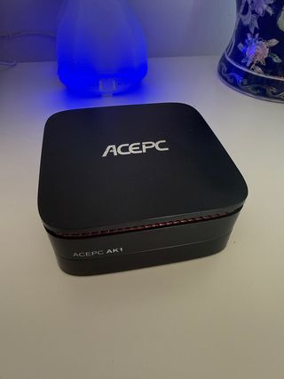 Mini PC ACEPC AK1 Negro con accesorios