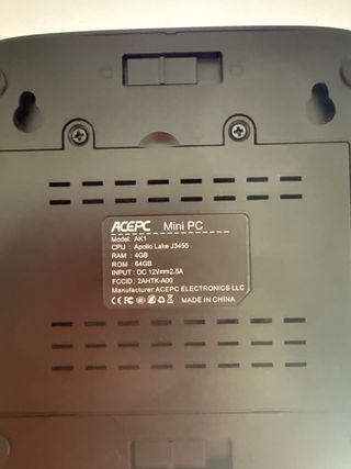 Mini PC ACEPC AK1 Negro con accesorios