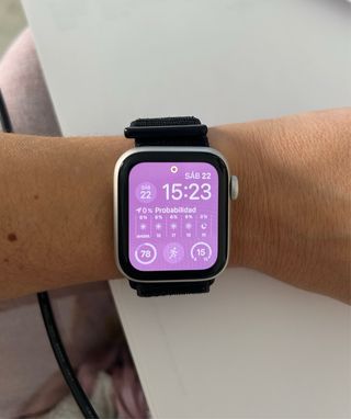 Apple Watch SE 2da Gen Plata/Negro ( GPS)