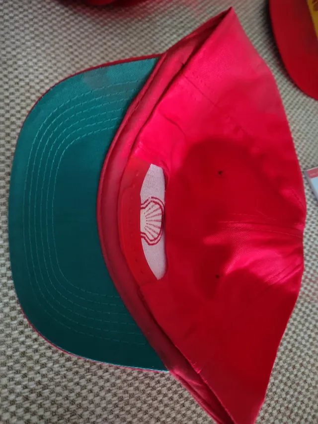 Gorra Shell Roja