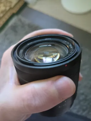 Sony Zeiss 16-70mm F4 E-Mount Obiettivo