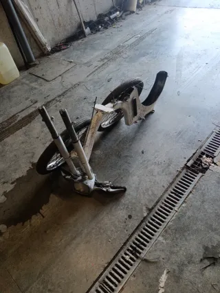 Chasis y Ruedas Vespino