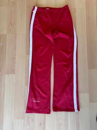 Pantalón chándal Reebok rojo