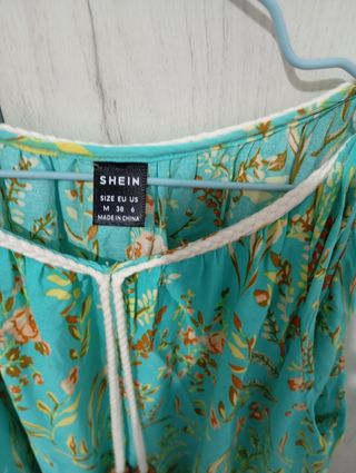 Vestido floral Shein talla M