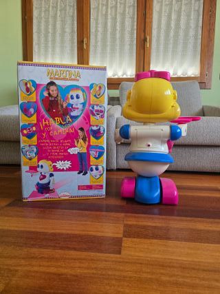 Robot Martina de Bizak y caja original