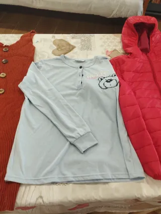 Pack Ropa mujer T S - 4 prendas 4€