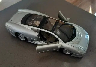 Maqueta Coche Deportivo Plata