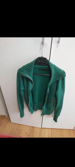 Chaqueta verde talla M