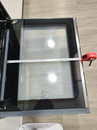 Horno para piezas. No funciona. Tiene una avería.