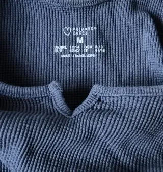 Camiseta crop top azul talla M