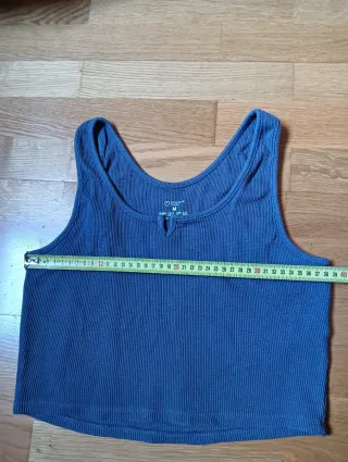 Camiseta crop top azul talla M