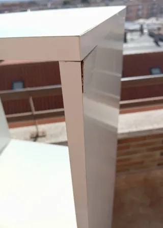 Estantería escalonada blanca